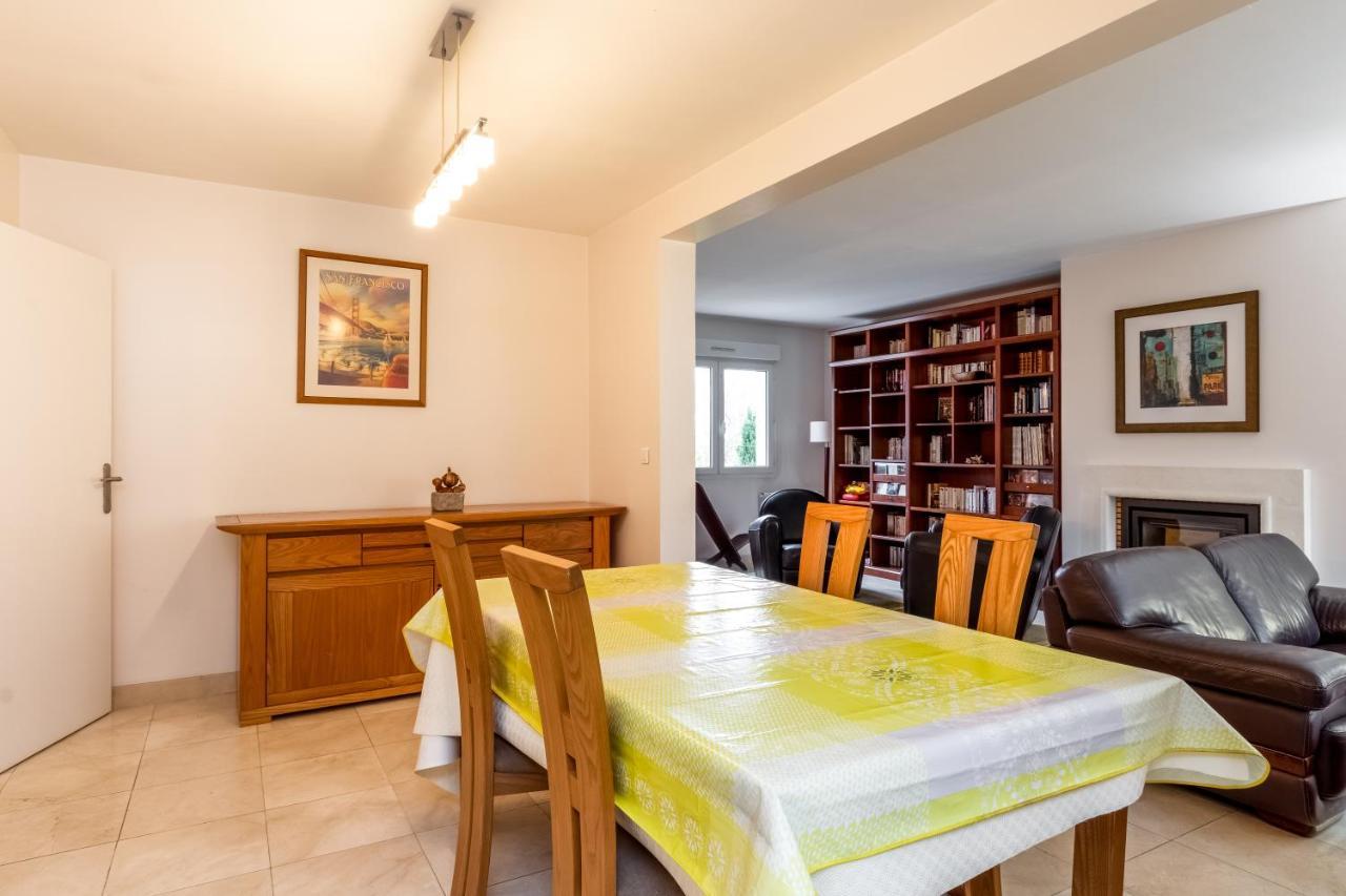 4 Bedroomed Near Disneyland Paris Coupvray Exterior photo